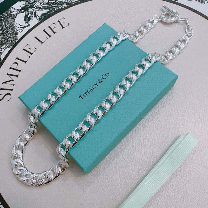 T*f*ny necklaces